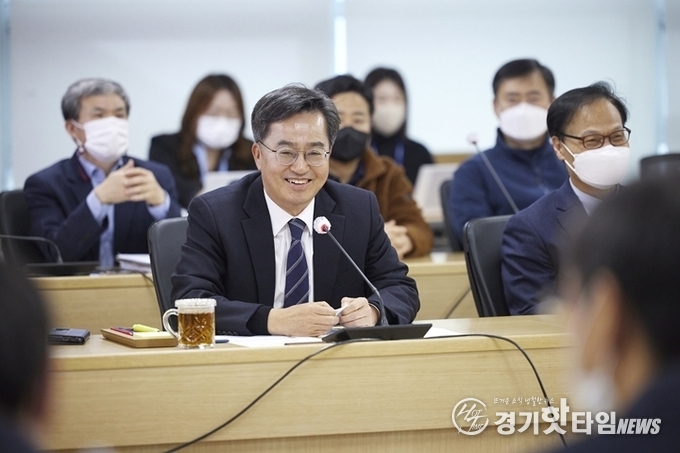 기회경기 혁신포럼에서 인사말을 전하고 있는 김동연 경기도지사 (사진=경기도) 