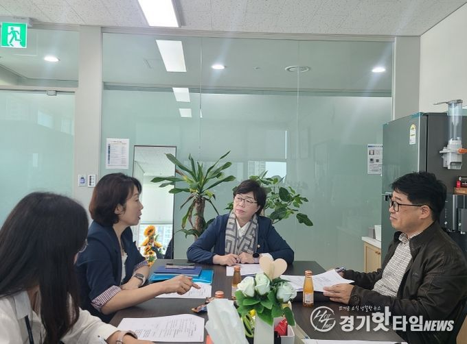 경기도의회 박옥분 의원, 경기도 한의약 육성을 위한 조례 회의 주재