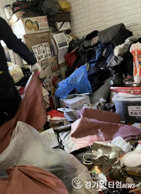 남양주시 호평동, 취약계층 주거환경 개선…집청소로 쓰레기로 가득한 집 깔끔히