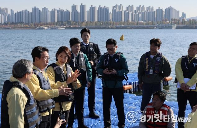 한강뚝섬 선착장 안전점검(국무총리실)