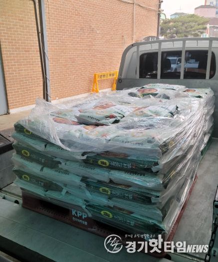 백석읍, 익명의 주민으로부터 백미 100포 기탁 받아…취약계층 지원