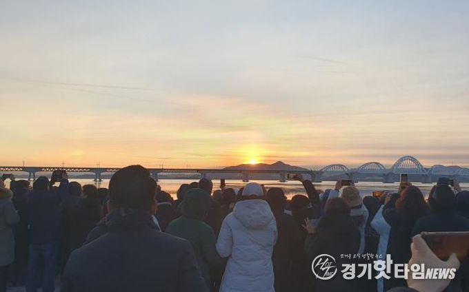 2026년 제15회 평택호 해맞이 행사 성황