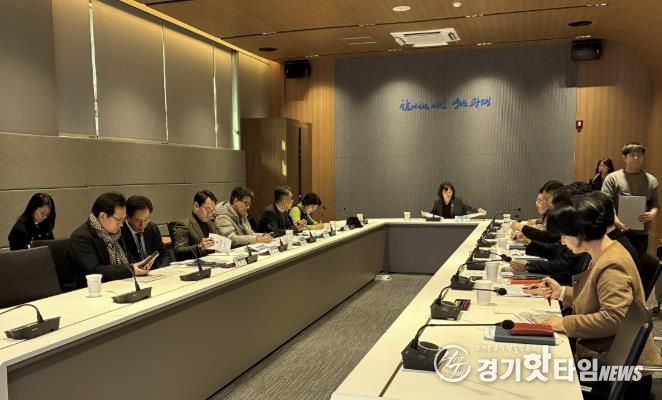 최혜민 광명시 부시장이 지난 4일 시청 컨퍼런스룸에서 열린 ‘광명역사문화박물관 건립 타당성조사 및 기본계획 수립 용역’ 최종보고회를 주재하고 있다.