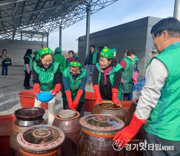 새마을지도자남양주시부녀회, ‘사랑의 밑반찬 나누기’ 된장 담그기 실시